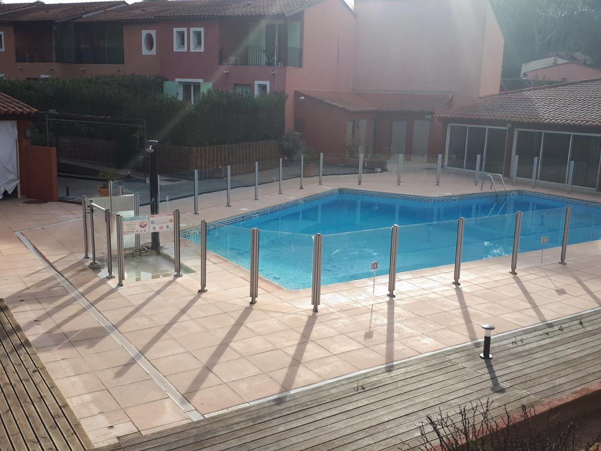 Hotel Albatros Mouans-Sartoux Esterno foto