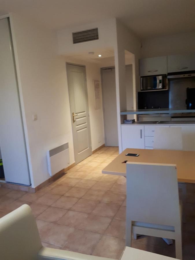Hotel Albatros Mouans-Sartoux Esterno foto